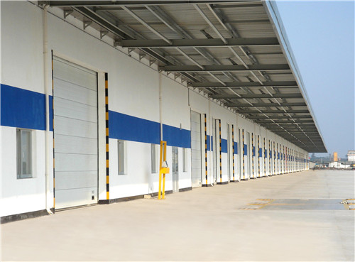 湘联工业提升门——白云机场